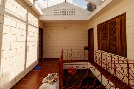 Casa à venda com 150m², 3 quartos e 2 vagas Casa à venda com 150m², 3 quartos e 2 vagasÁrea externa