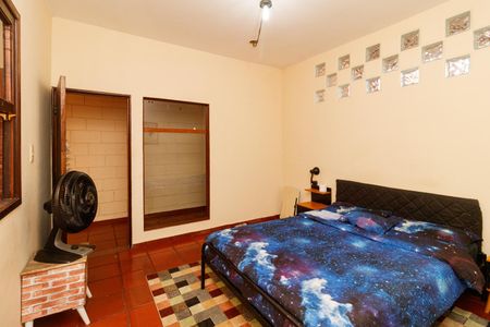 Casa à venda com 150m², 3 quartos e 2 vagas Casa à venda com 150m², 3 quartos e 2 vagasQuarto