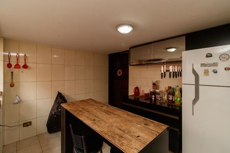 Casa à venda com 150m², 3 quartos e 2 vagas Casa à venda com 150m², 3 quartos e 2 vagasCozinha