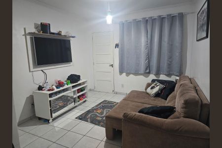 Casa de condomínio à venda com 80m², 3 quartos e 2 vagasSala