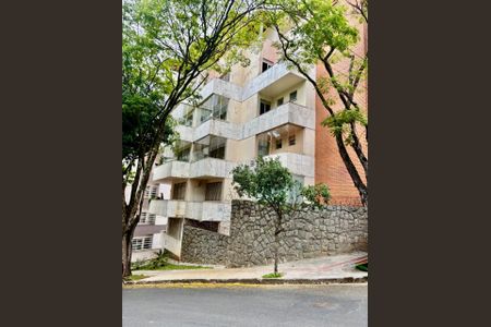 Apartamento à venda com 390m², 4 quartos e 3 vagasVista