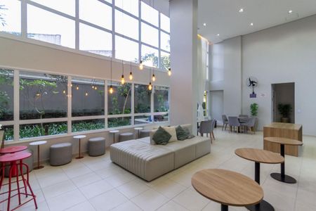 Apartamento para alugar com 37m², 2 quartos e 1 vagaÁrea comum - Salão de festas