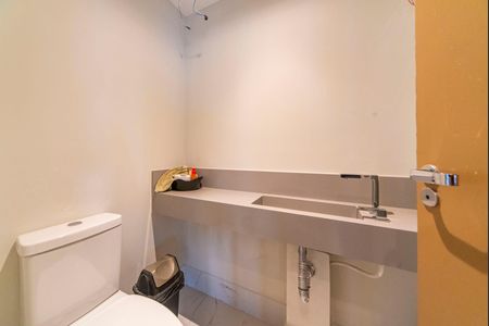 Apartamento à venda com 227m², 3 quartos e 4 vagasLavabo