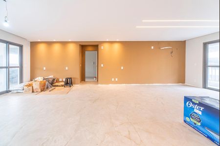 Apartamento à venda com 227m², 3 quartos e 4 vagasSala