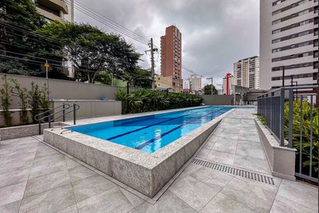 Apartamento à venda com 227m², 3 quartos e 4 vagasÁrea comum - Piscina