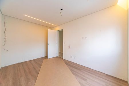 Apartamento à venda com 227m², 3 quartos e 4 vagasQuarto 2