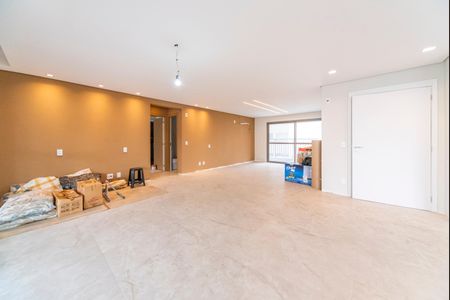 Sala de apartamento à venda com 3 quartos, 227m² em Vila Gilda, Santo André