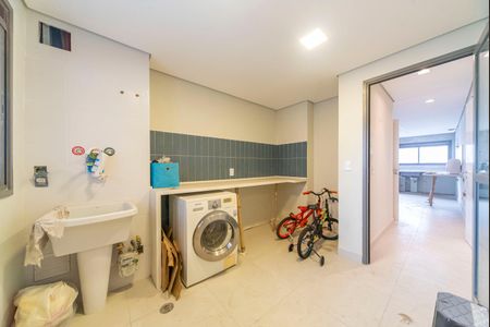 Apartamento à venda com 227m², 3 quartos e 4 vagasÁrea de Serviço