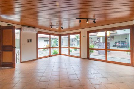 Casa de condomínio à venda com 340m², 3 quartos e 2 vagasÁrea comum - Salão de festas