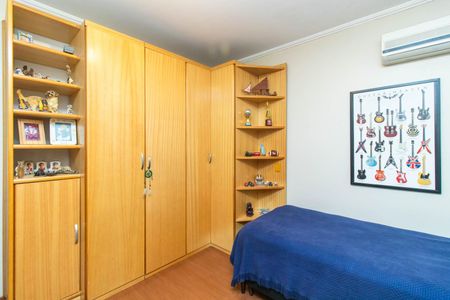 Casa de condomínio à venda com 340m², 3 quartos e 2 vagasQuarto 2