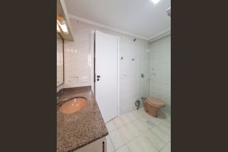 Apartamento à venda com 187m², 4 quartos e 3 vagasBanheiro Quarto 1