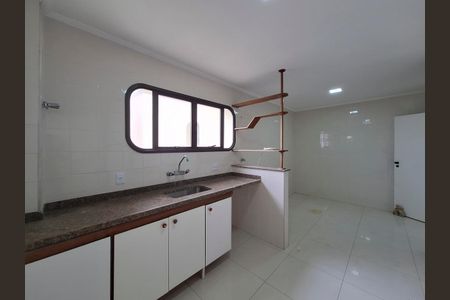 Apartamento à venda com 187m², 4 quartos e 3 vagasCozinha