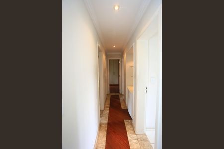 Apartamento à venda com 105m², 3 quartos e 3 vagas Apartamento à venda com 105m², 3 quartos e 3 vagascorredor