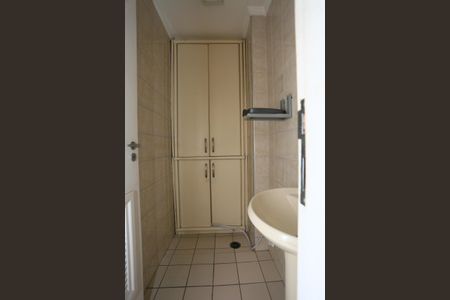 Apartamento à venda com 105m², 3 quartos e 3 vagas Apartamento à venda com 105m², 3 quartos e 3 vagasÁrea de Serviço