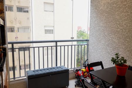 Apartamento à venda com 70m², 3 quartos e 1 vagaSacada