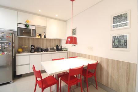 Casa de condomínio à venda com 270m², 3 quartos e 4 vagasCozinha