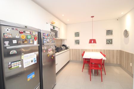 Casa de condomínio à venda com 270m², 3 quartos e 4 vagasCozinha