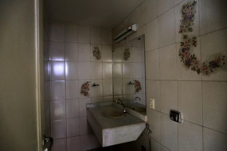 Apartamento para alugar com 180m², 1 quarto e sem vagaBanheiro