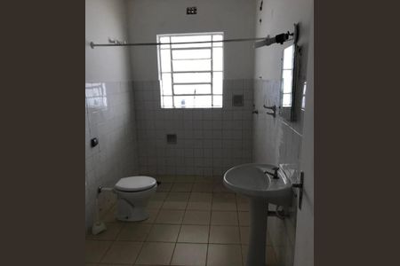 Banheiro  de apartamento à venda com 3 quartos, 104m² em Pinheiros, São Paulo
