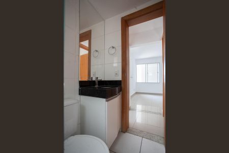 Apartamento à venda com 60m², 2 quartos e 1 vaga Apartamento à venda com 60m², 2 quartos e 1 vagaBanheiro