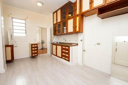 Apartamento à venda com 289m², 4 quartos e 2 vagasCozinha