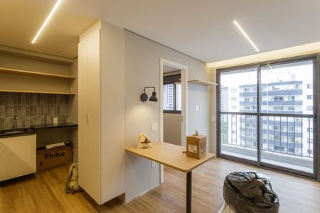 Sala de apartamento para alugar com 2 quartos, 40m² em Vila Olímpia, São Paulo
