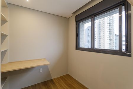 Quarto 1 de apartamento para alugar com 2 quartos, 40m² em Vila Olímpia, São Paulo