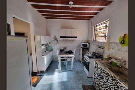 Casa à venda com 2 quartos, 138m² em Bonfim, Belo Horizonte
