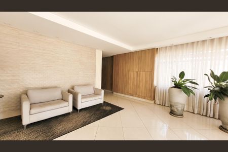 Apartamento à venda com 105m², 3 quartos e 2 vagas Apartamento à venda com 105m², 3 quartos e 2 vagasHall social