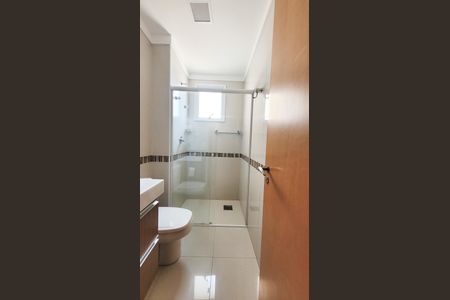 Apartamento à venda com 105m², 3 quartos e 2 vagas Apartamento à venda com 105m², 3 quartos e 2 vagasBanheiro
