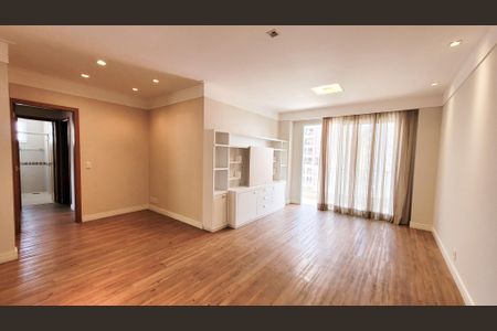 Sala de apartamento à venda com 3 quartos, 105m² em Vila Itapura, Campinas