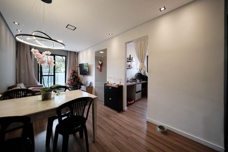 Sala/Cozinha de apartamento à venda com 2 quartos, 48m² em Vila Guilhermina, São Paulo