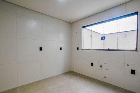 Casa à venda com 147m², 3 quartos e 4 vagas Casa à venda com 147m², 3 quartos e 4 vagasCozinha