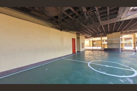 Apartamento para alugar com 50m², 2 quartos e 1 vagaÁrea comum-Quadra