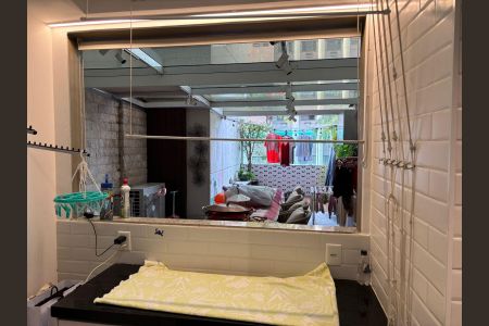 Apartamento à venda com 259m², 5 quartos e 4 vagas Apartamento à venda com 259m², 5 quartos e 4 vagasprivativa