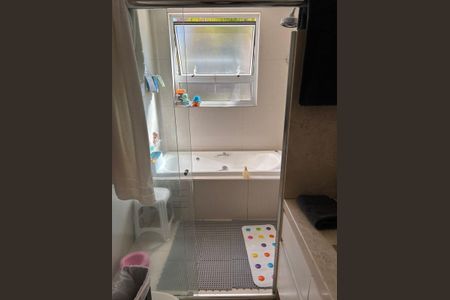 Apartamento à venda com 259m², 5 quartos e 4 vagas Apartamento à venda com 259m², 5 quartos e 4 vagasbanheiro 3