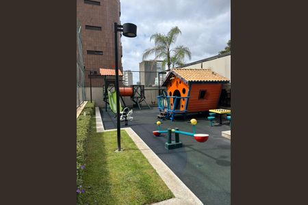 Apartamento à venda com 259m², 5 quartos e 4 vagas Apartamento à venda com 259m², 5 quartos e 4 vagaskids