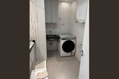 Apartamento à venda com 259m², 5 quartos e 4 vagas Apartamento à venda com 259m², 5 quartos e 4 vagasÁrea de Serviço