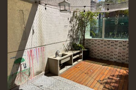 Apartamento à venda com 259m², 5 quartos e 4 vagas Apartamento à venda com 259m², 5 quartos e 4 vagasprivativa