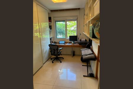 Apartamento à venda com 259m², 5 quartos e 4 vagas Apartamento à venda com 259m², 5 quartos e 4 vagasquarto 1