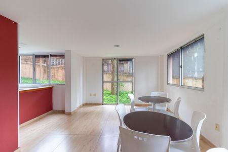 Apartamento para alugar com 48m², 2 quartos e 1 vagaÁrea comum - Salão de festas
