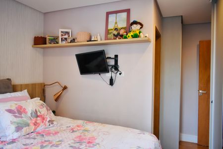 Apartamento à venda com 105m², 3 quartos e 2 vagas Apartamento à venda com 105m², 3 quartos e 2 vagasSuíte