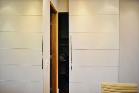 Apartamento à venda com 105m², 3 quartos e 2 vagas Apartamento à venda com 105m², 3 quartos e 2 vagasEscritório