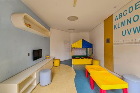 Apartamento à venda com 53m², 2 quartos e 1 vaga Apartamento à venda com 53m², 2 quartos e 1 vagaBrinquedoteca