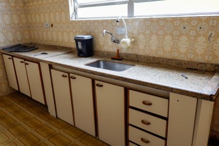 Casa à venda com 130m², 3 quartos e 2 vagasCozinha