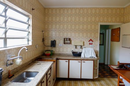 Casa à venda com 130m², 3 quartos e 2 vagasCozinha