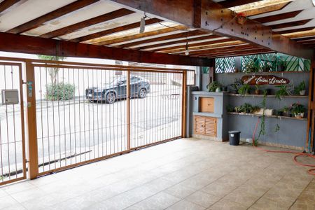 Casa à venda com 130m², 3 quartos e 2 vagasGaragem