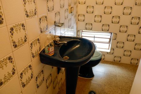 Casa à venda com 130m², 3 quartos e 2 vagasLavabo