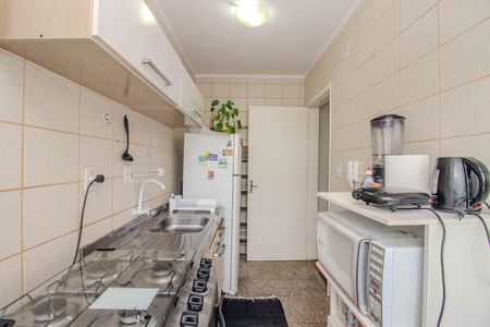 Cozinha e Área de Serviço de apartamento para alugar com 1 quarto, 50m² em Passo da Areia, Porto Alegre