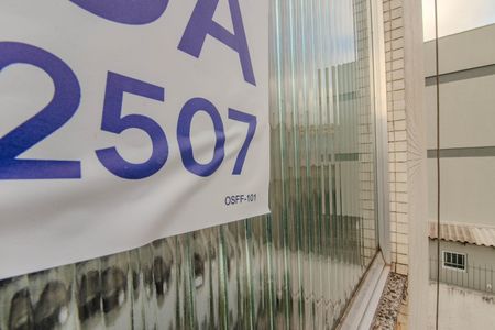 Plaquinha de apartamento para alugar com 1 quarto, 50m² em Passo da Areia, Porto Alegre